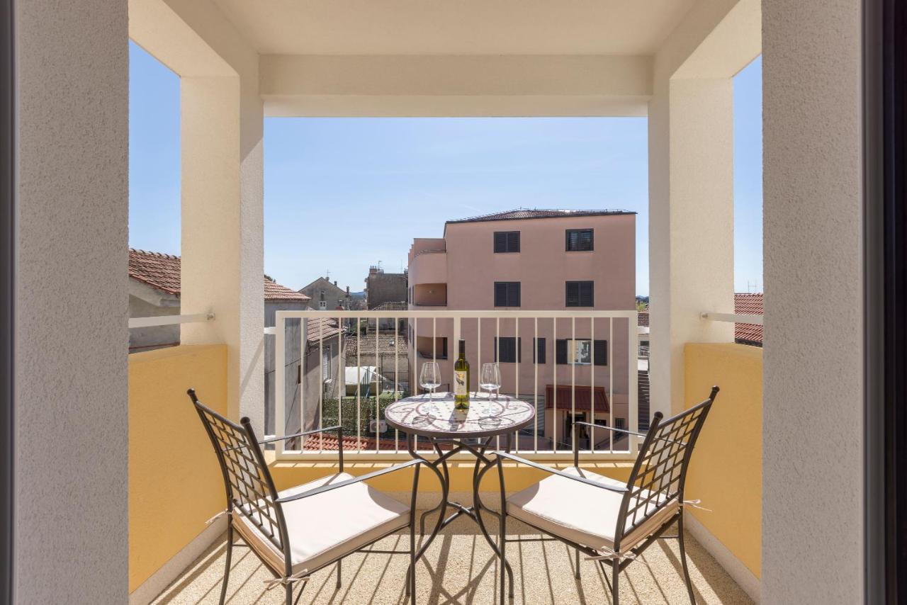 Porto Sereno Apartments Šibenik Exteriör bild