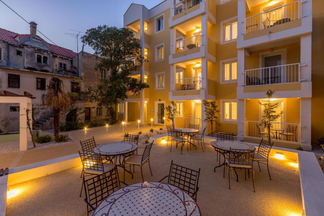 Porto Sereno Apartments Šibenik Exteriör bild