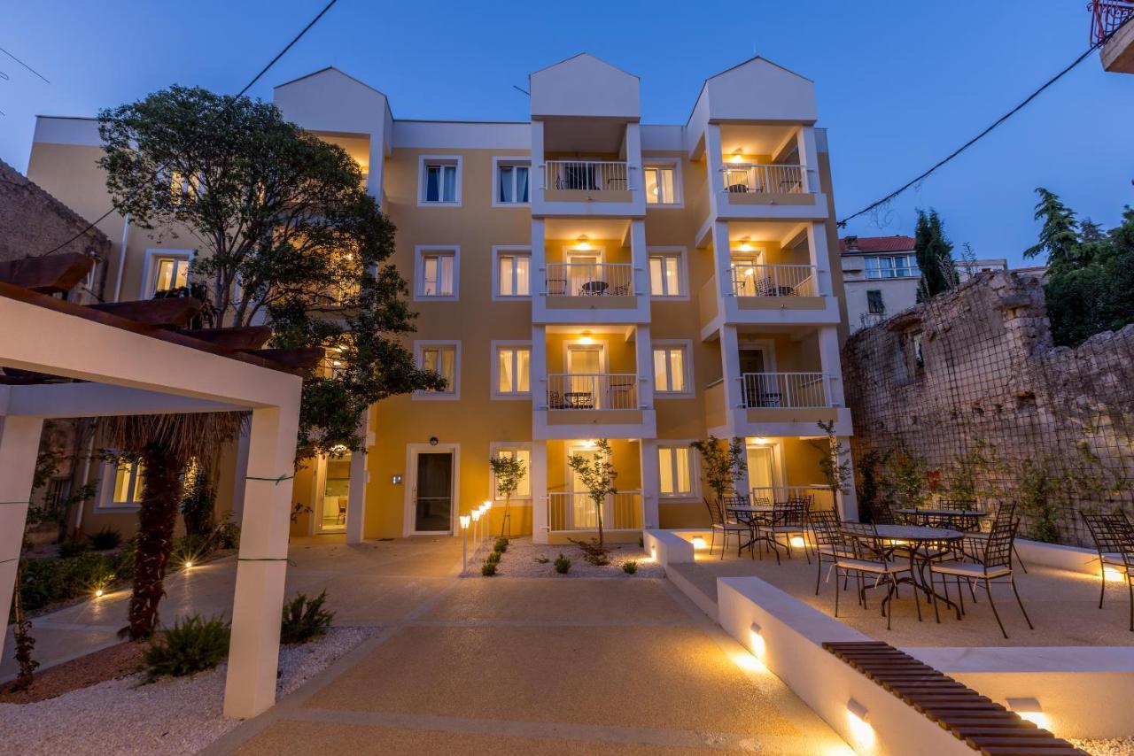 Porto Sereno Apartments Šibenik Exteriör bild