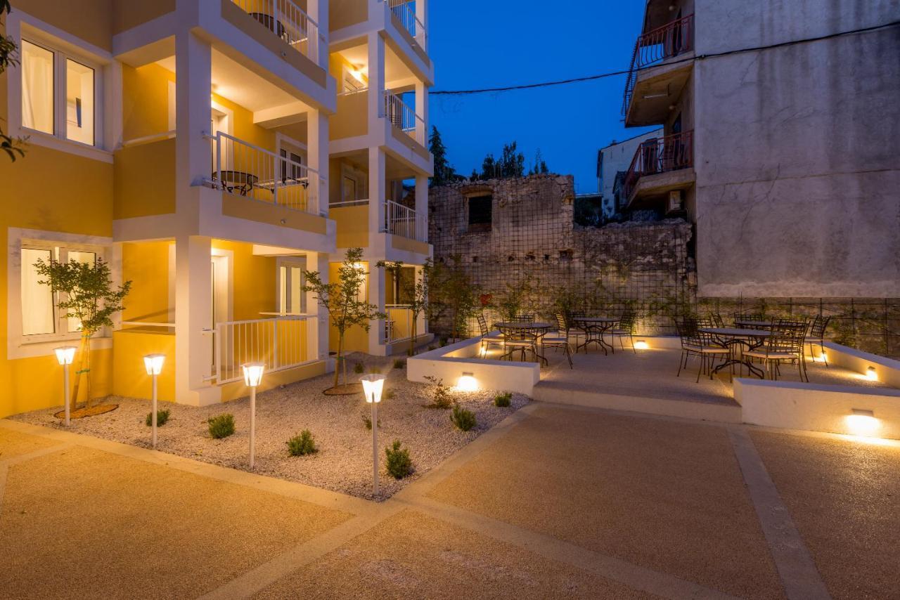 Porto Sereno Apartments Šibenik Exteriör bild