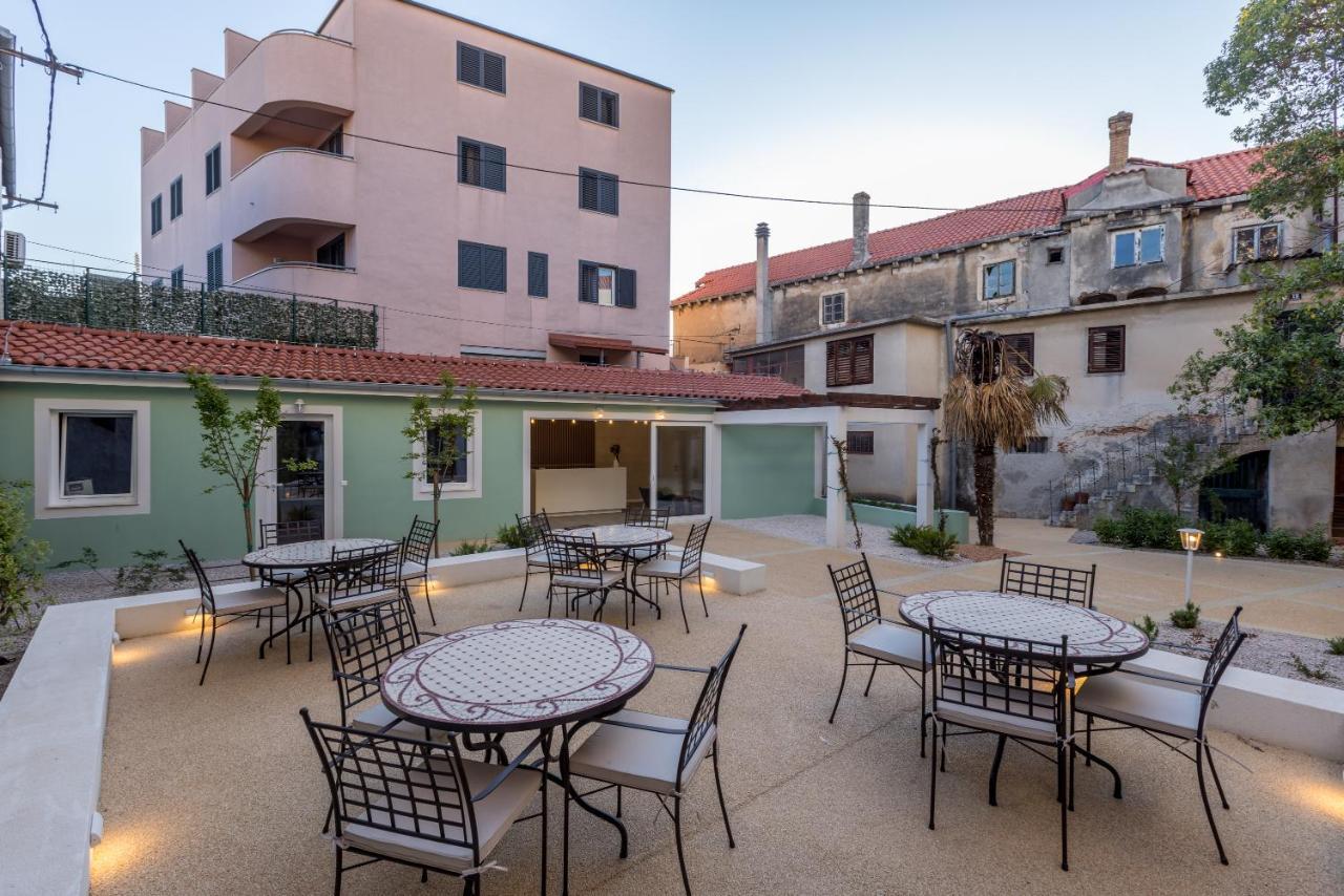 Porto Sereno Apartments Šibenik Exteriör bild