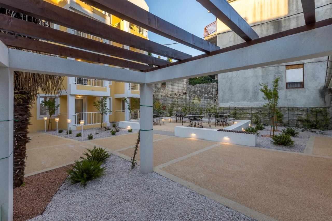 Porto Sereno Apartments Šibenik Exteriör bild