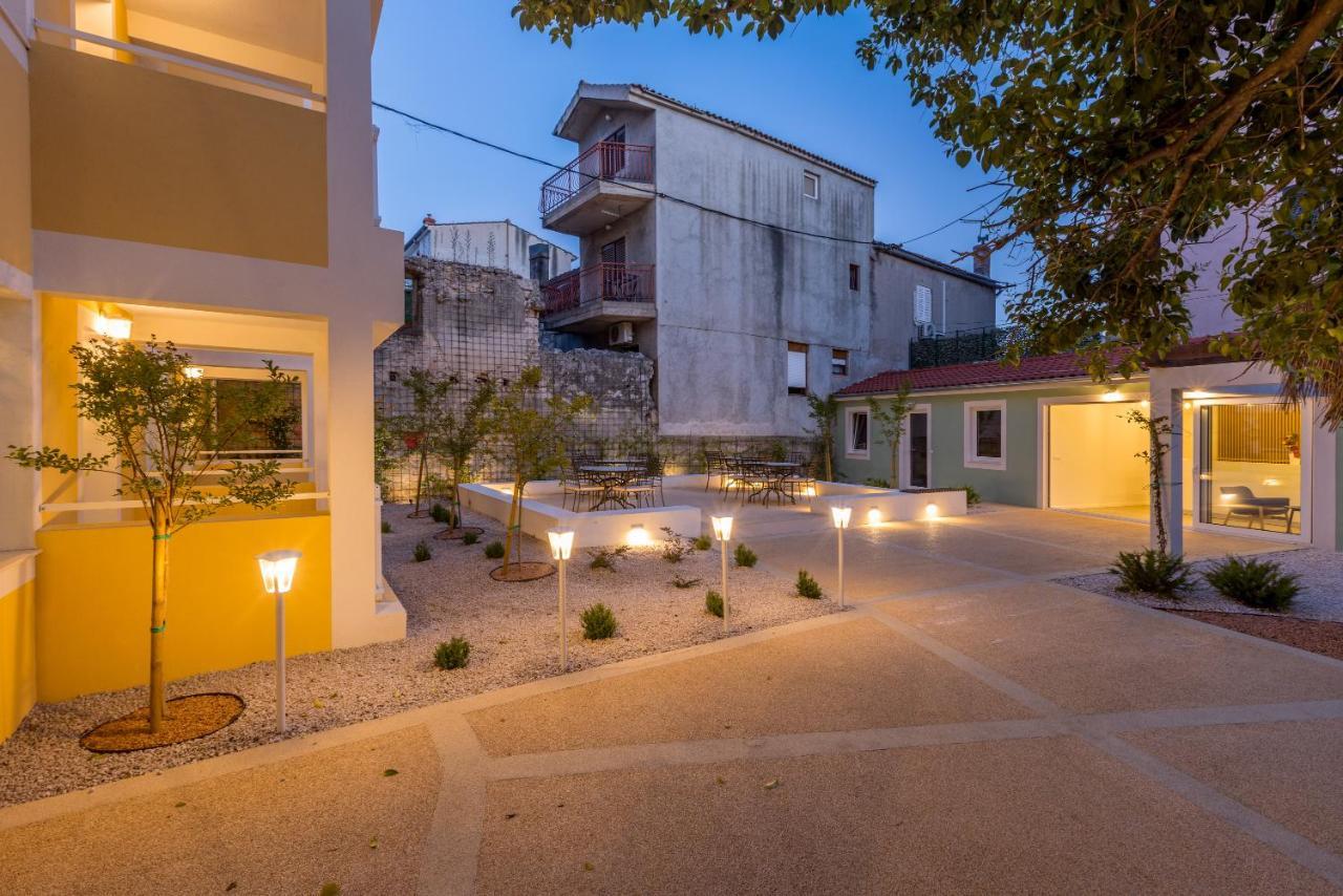 Porto Sereno Apartments Šibenik Exteriör bild